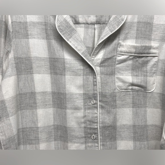 Women's - Stars Above - Perfectly Cozy Flannel Pajama Top - Picture 2 of 6